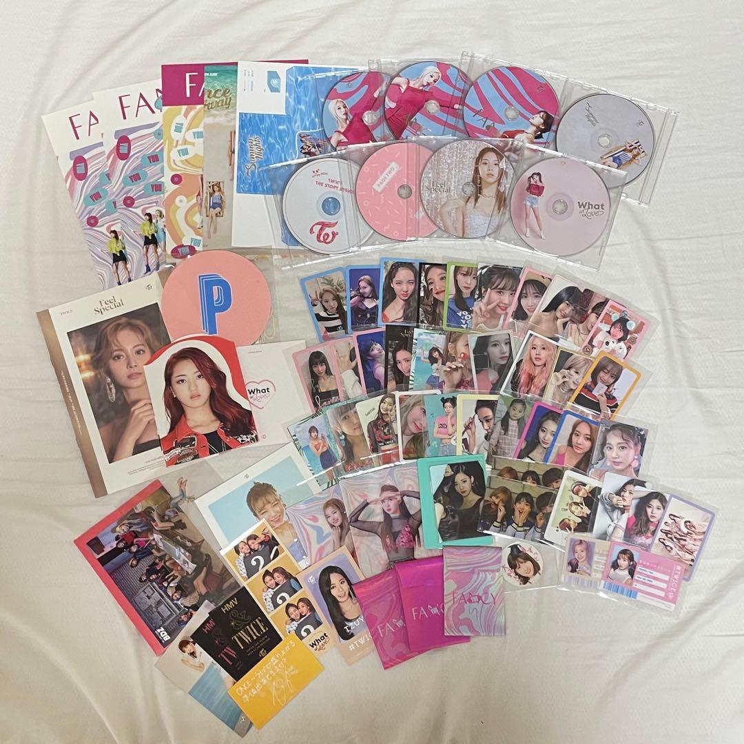 twice公式グッズアルバム トレカ ぬいぐるみ タオル ポスターまとめ売り