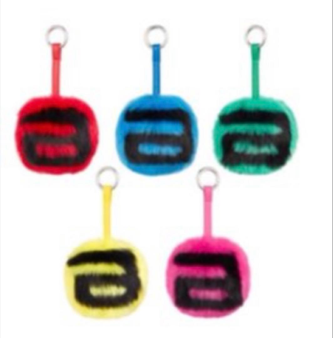 BIGBANG ショルダーとチャームのセット