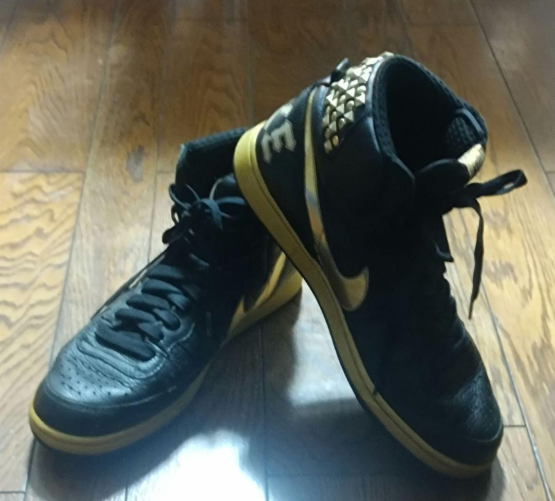 希少NIKE☆ナイキターミネーターロックンロール。
