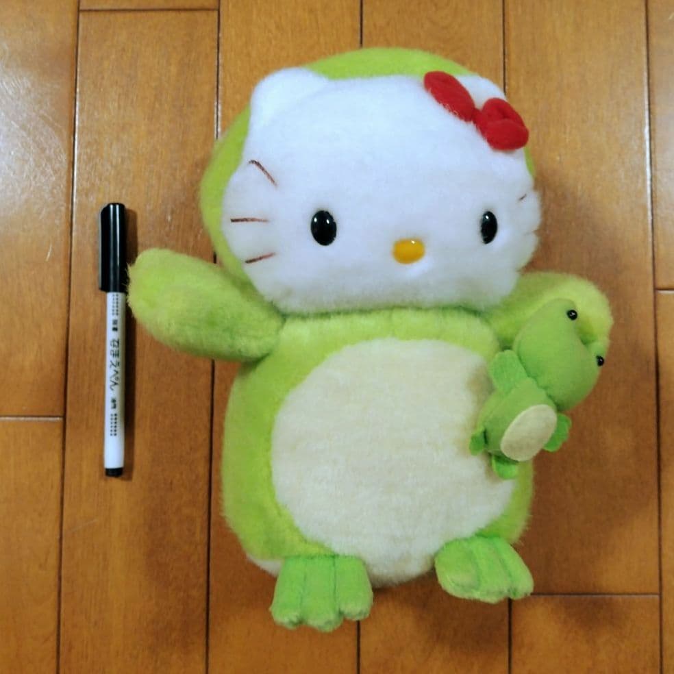 希少　タグ付き　ハローキティぬいぐるみ着ぐるみカエル1998年製