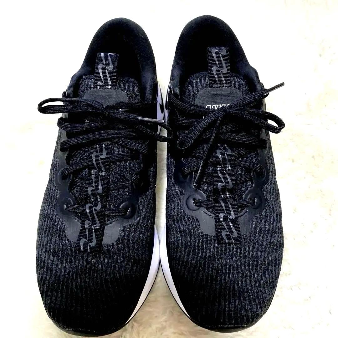 NIKEモティバ　ウォーキングシューズ27.0㎝ブラック