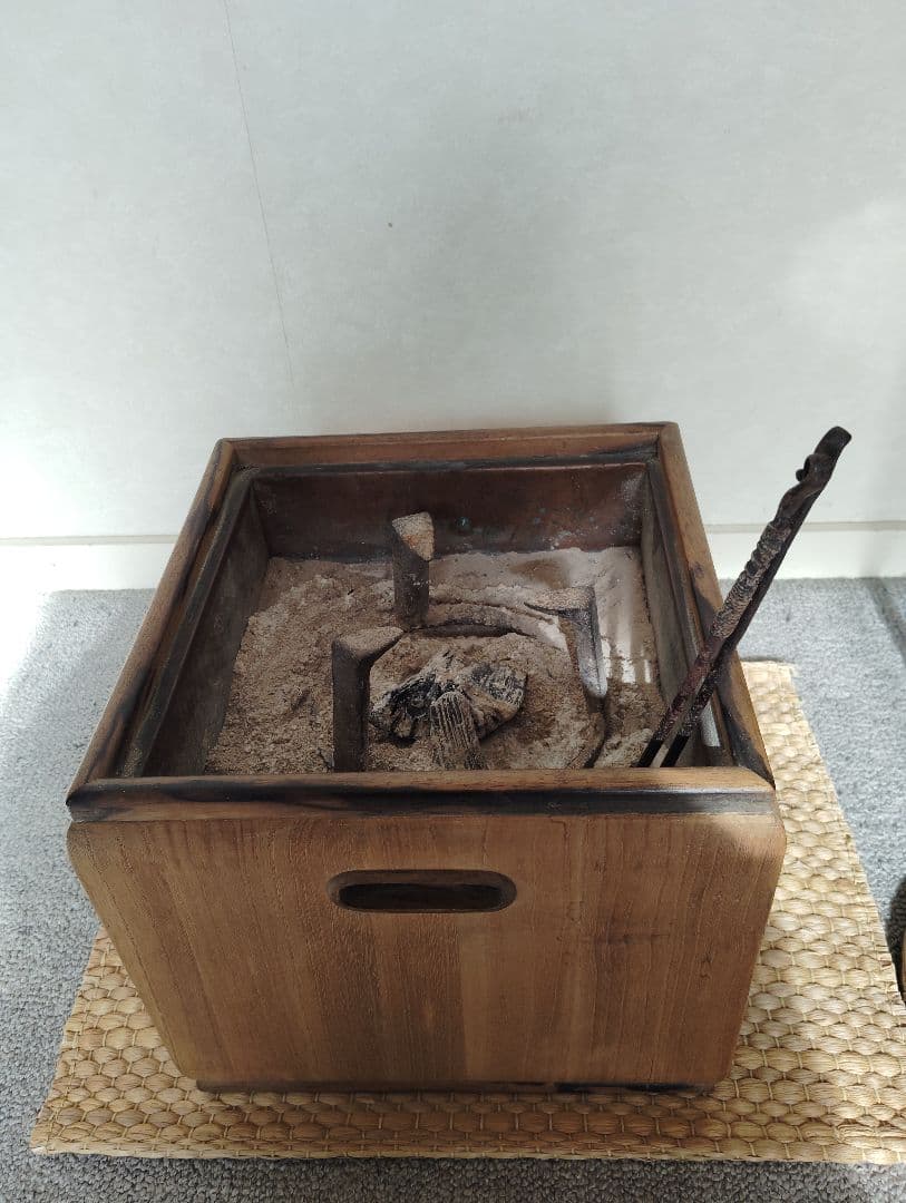 かわいい箱火鉢　手焙り　今日から火鉢のある生活♪