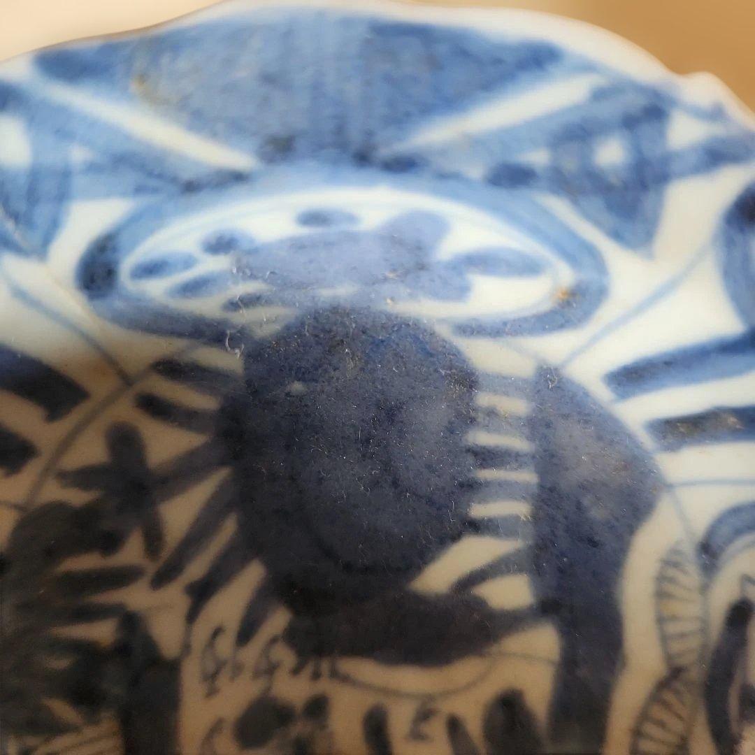 明朝末期(天啓年間1621~1627年)景徳鎮の輪花小皿