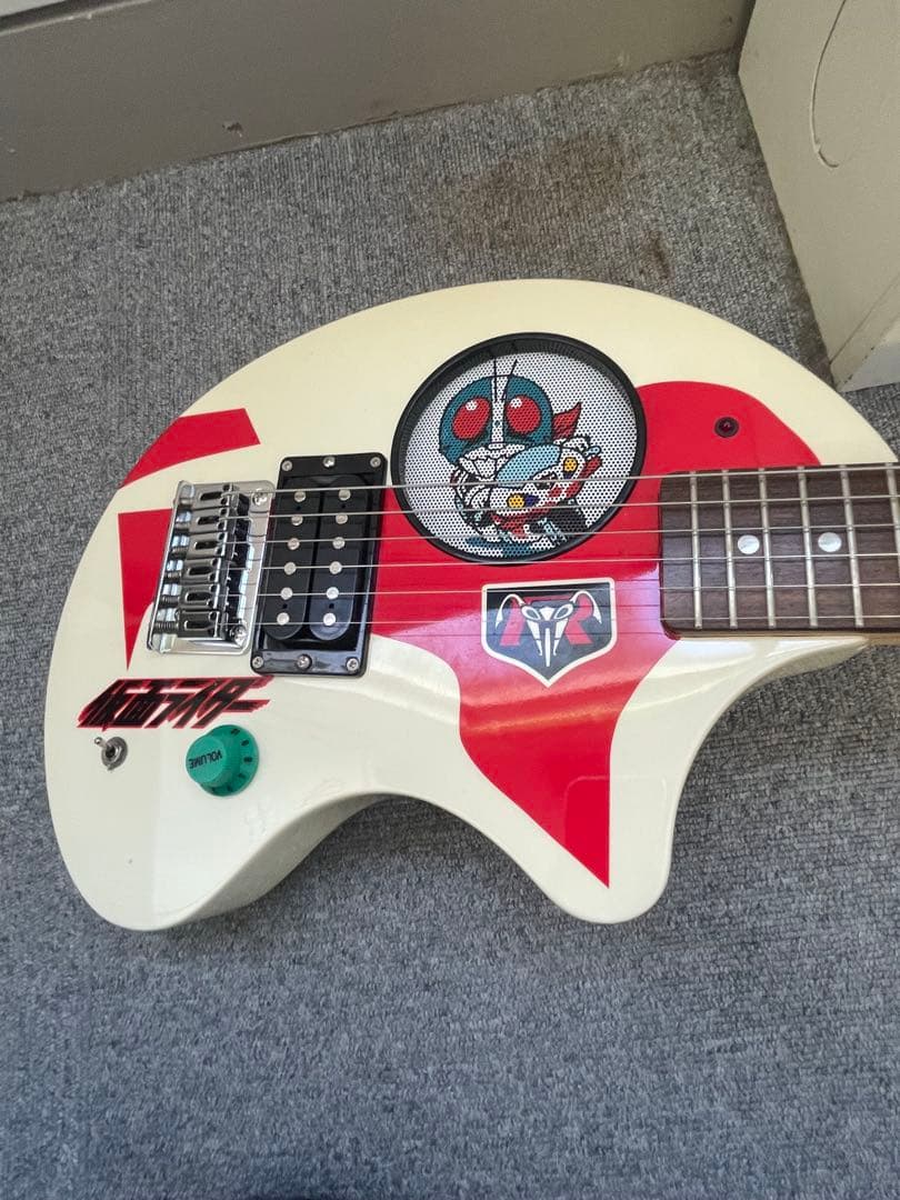 値下げ！売り切り！FERNANDES zo-3仮面ライダー