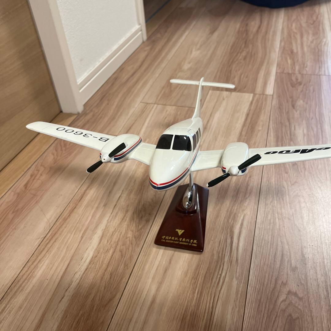 【値下げ！新品】飛行機模型　ダイキャスト　CAFUG B-3600