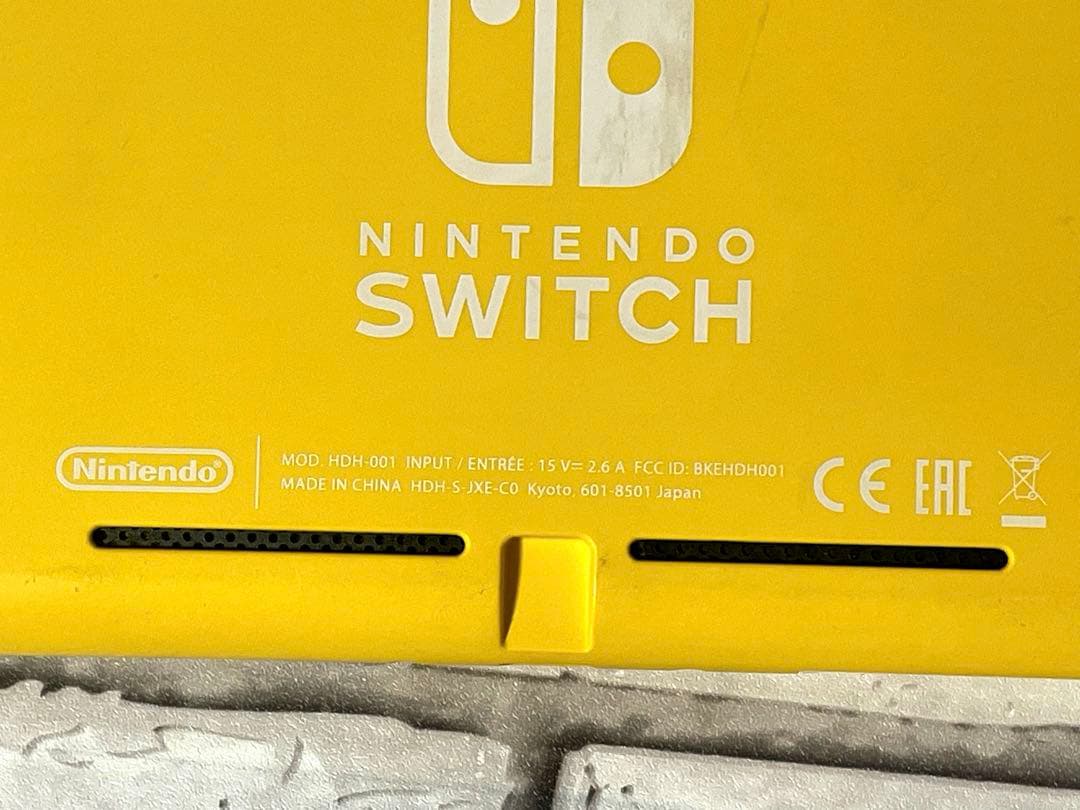 【中古】本体　Nintendo Switch Lite イエロー