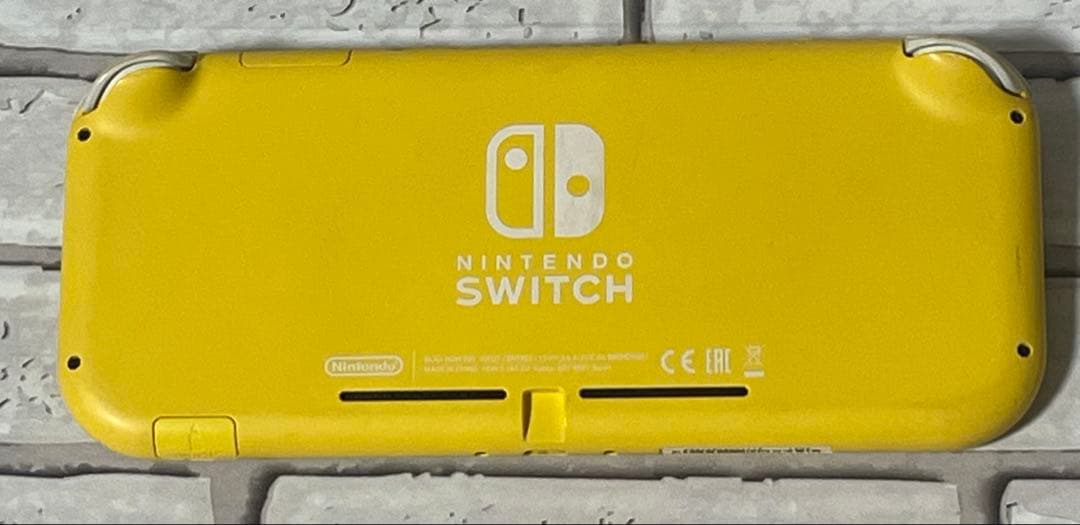 【中古】本体　Nintendo Switch Lite イエロー