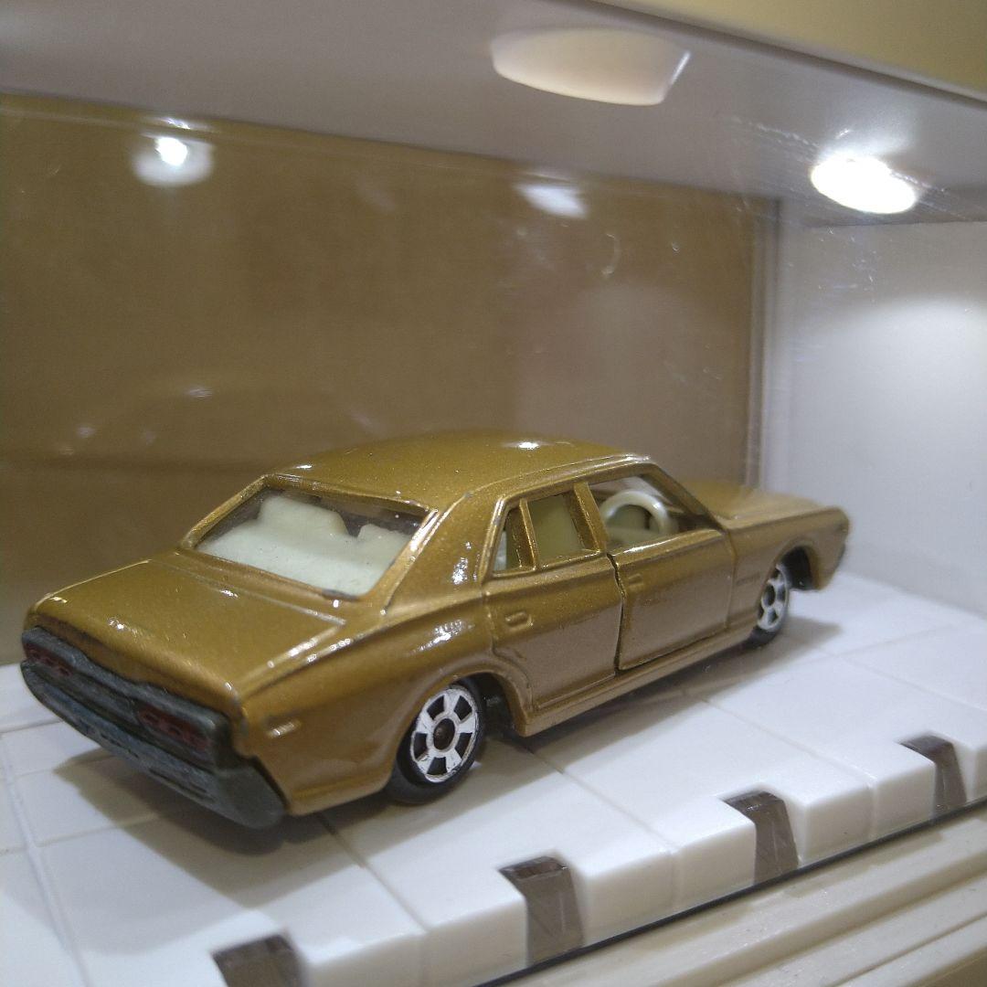 香港トミカ　日産 セドリック　超希少品！