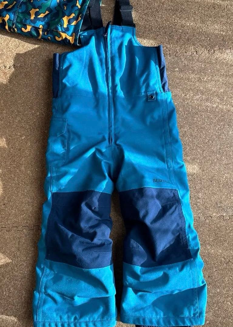 バートン　キッズ　スノージャケット&ビブパンツ　110-120 上下