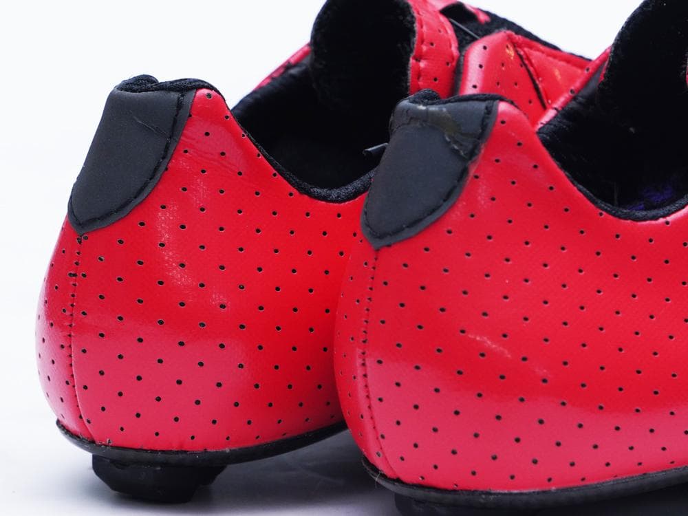 ☆新品未使用☆ LAKE CX301 レッド 40 ノーマル幅 軽量318g！