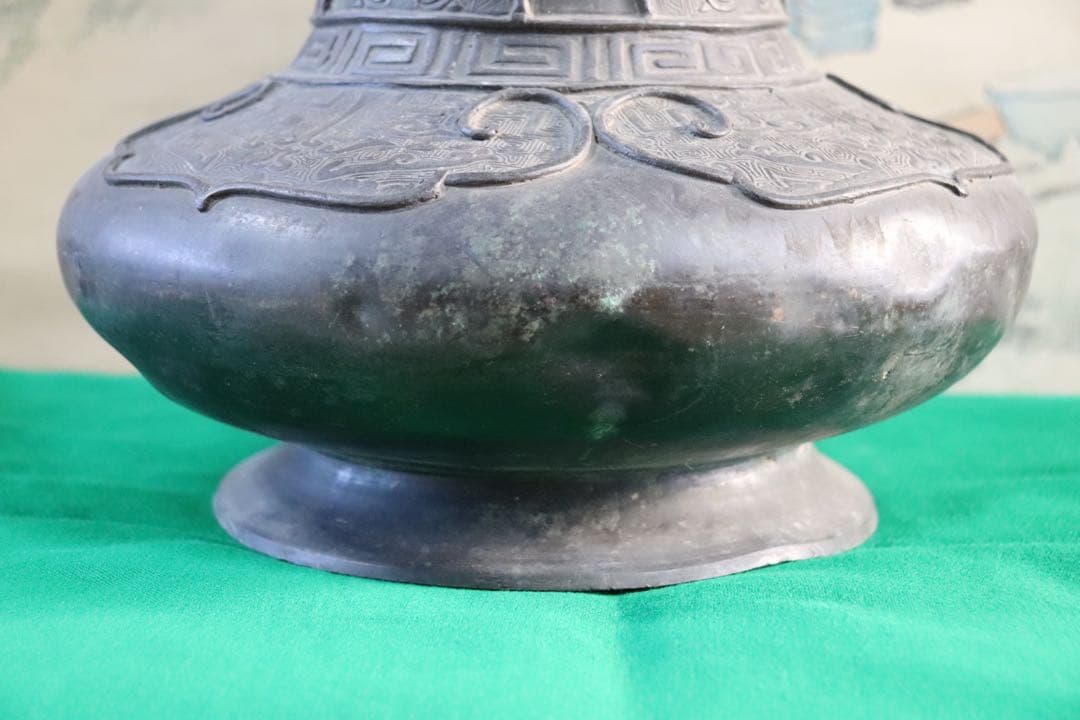 古銅器　獣紋　アンティーク　送料込み250116