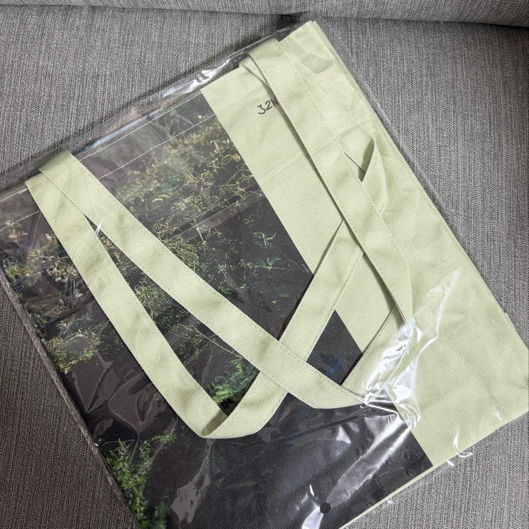 JENNIE 写真展 トートバッグ グリーン ジェニ BLACKPINK