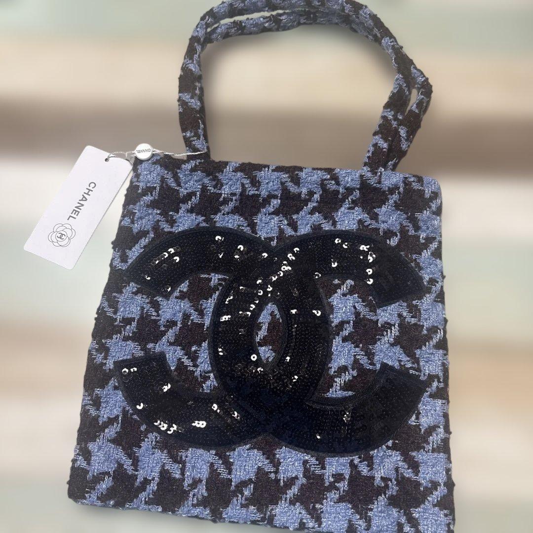 CHANEL ハウンドトゥーストートバッグ &ケース ノベルティ