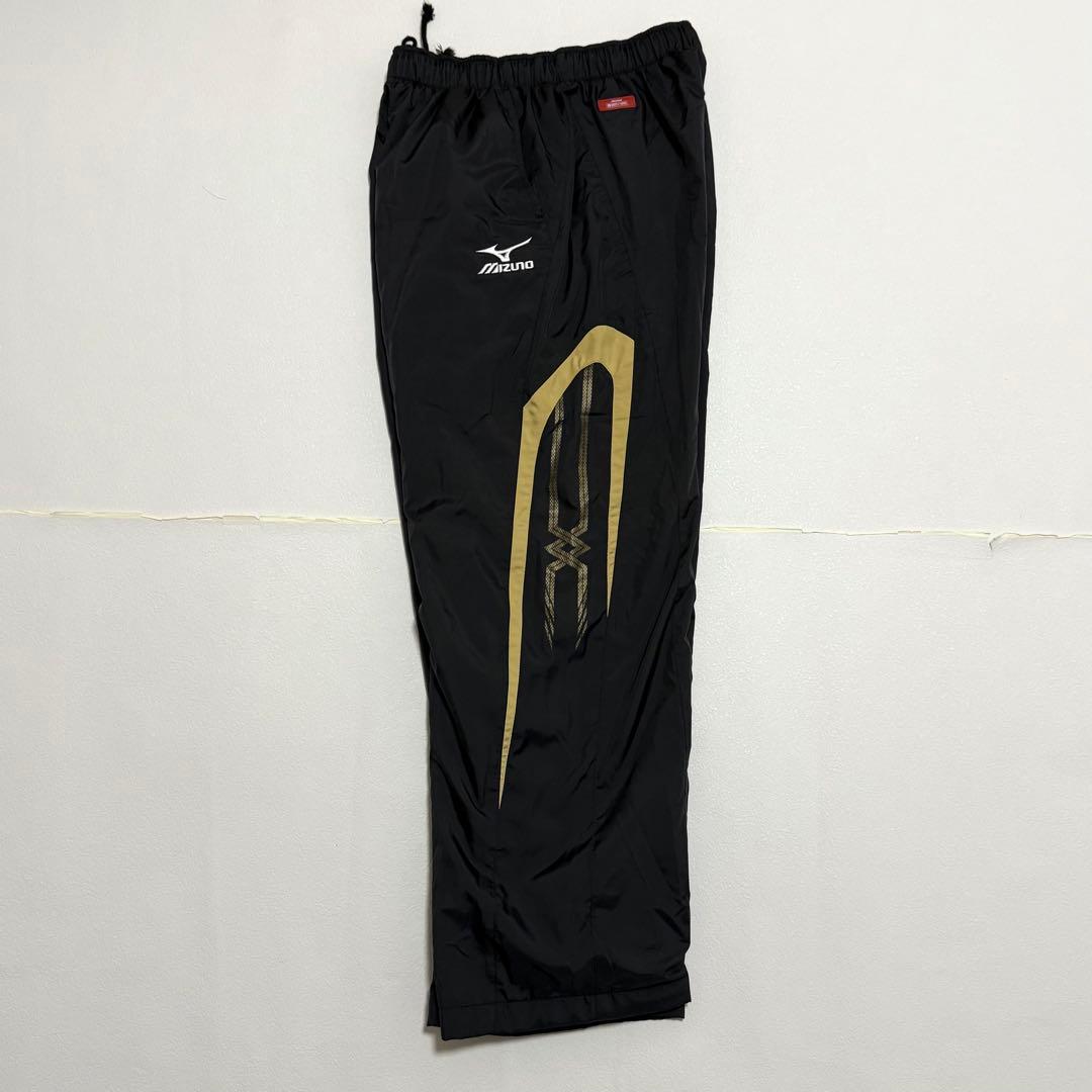 ✨美品✨MIZUNO ブレスサーモ ウインドブレーカー 上下 中綿 黒　金　XL