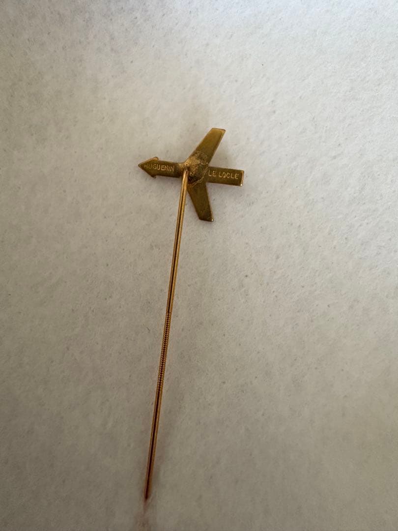 昭和レトロ　expo70 外国パビリオン　記念バッチ　ビンテージ　大阪万博　レア