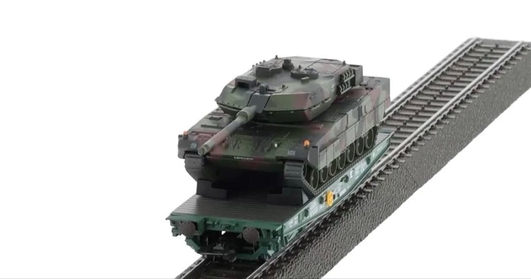 わんだほい　新品　メルクリン　ドイツ軍　レオパルド　2A6 戦車　運搬車