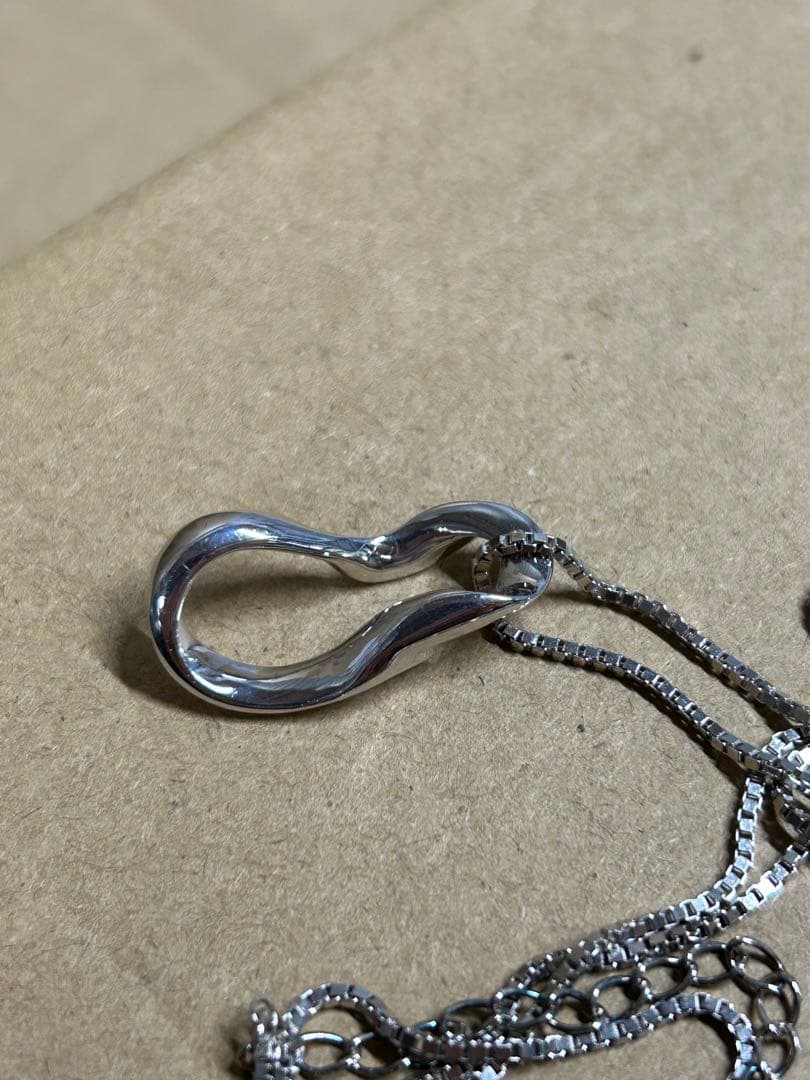 ZARD ペンダントネックレス シルバー