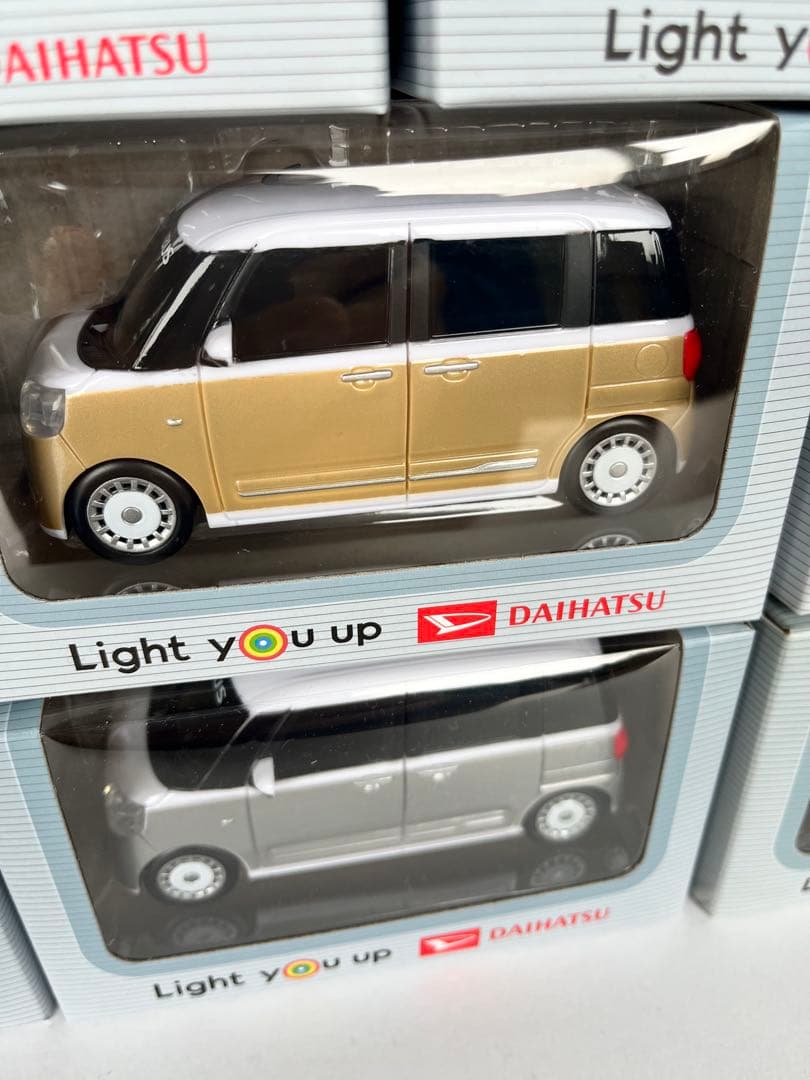 ムーブ キャンバス ミニカー ストライプス 8カラーセット！