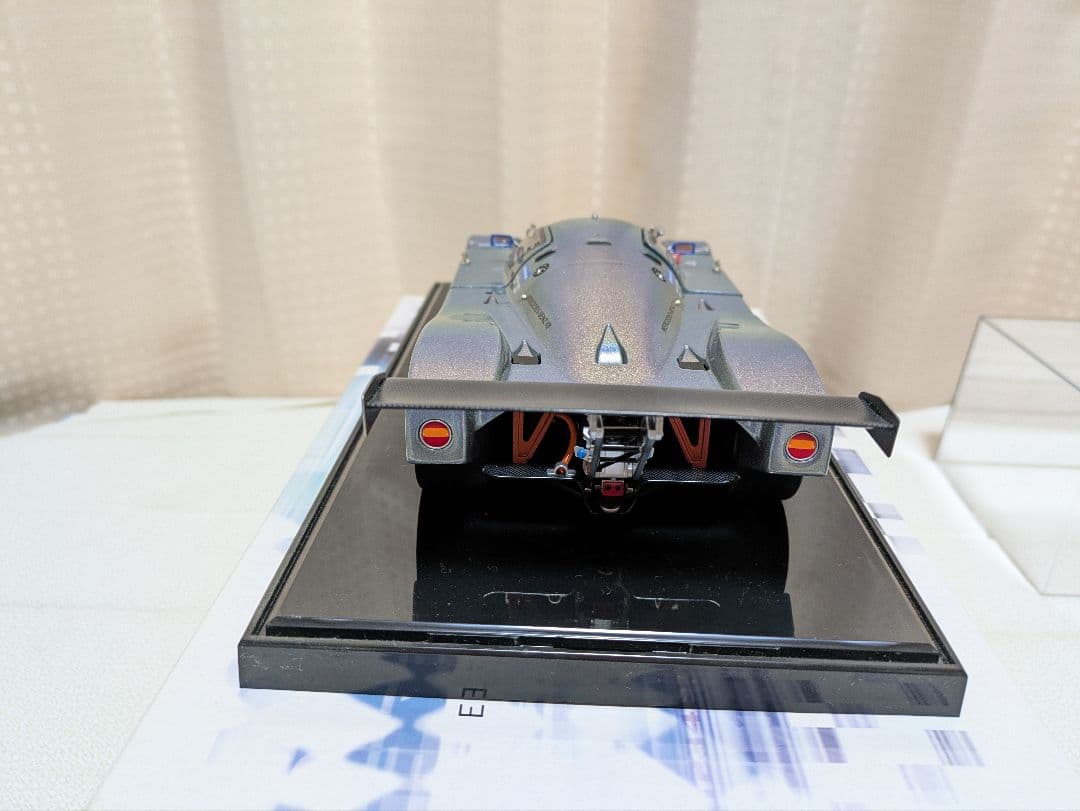 ザウバーメルセデス C9 エグゾト リキッドシルバー限定品