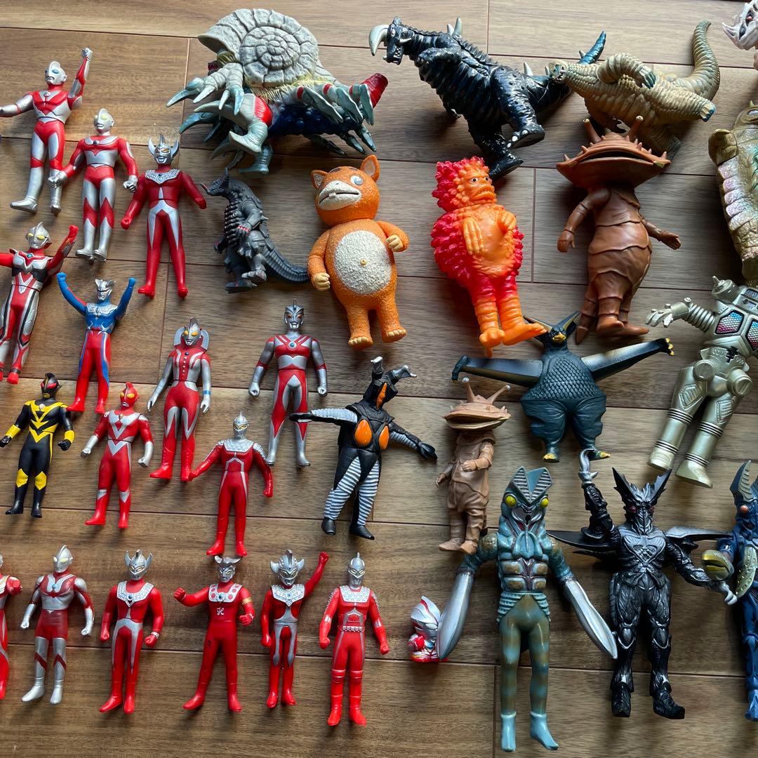 ウルトラマンシリーズフィギュアfigure43体セット バルタン星人他 円谷