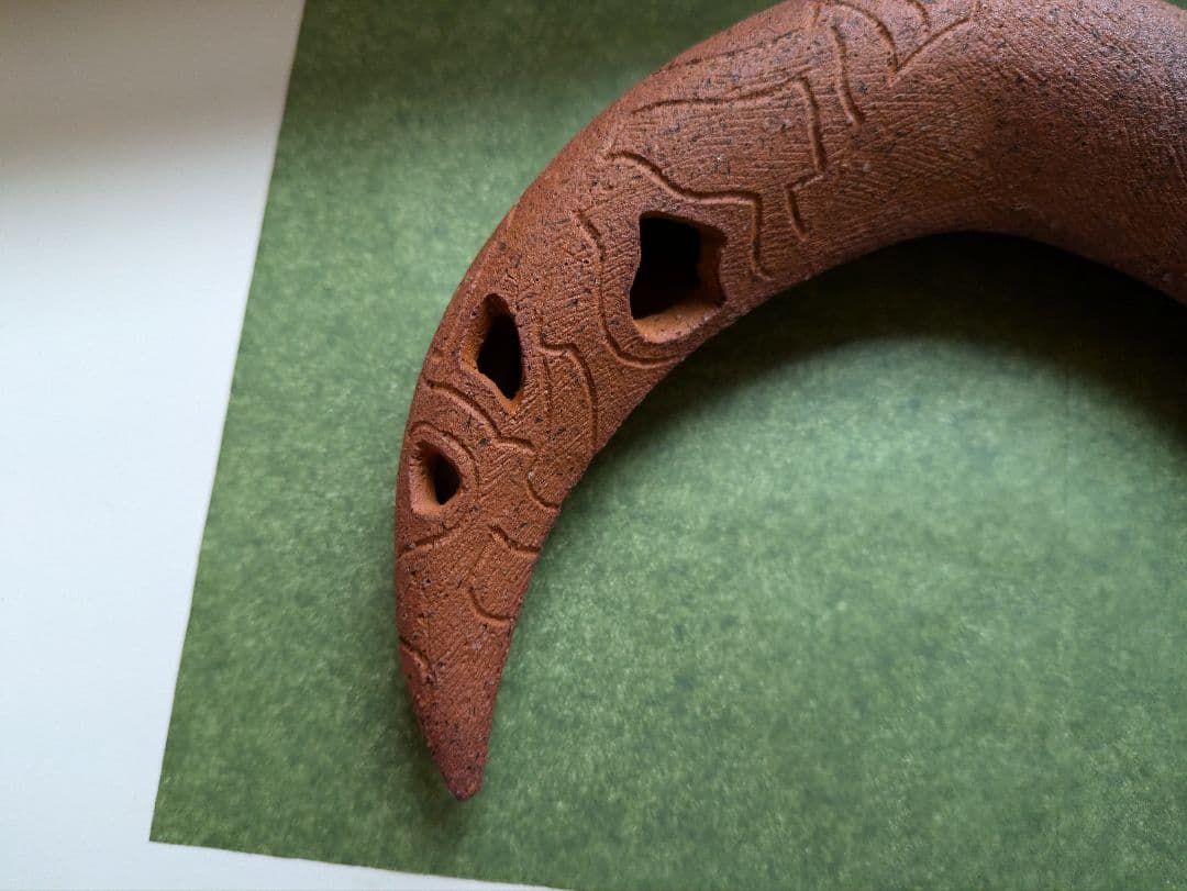 みかん　肥後博己　オブジェ　月　花器　陶　花生け　壁掛け