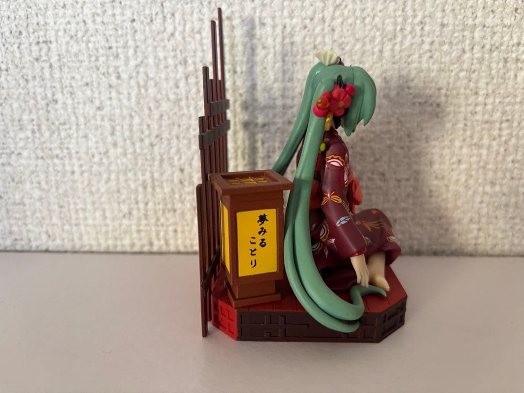 初音ミク　イマジネーションシーンフィギュア　夢みることり