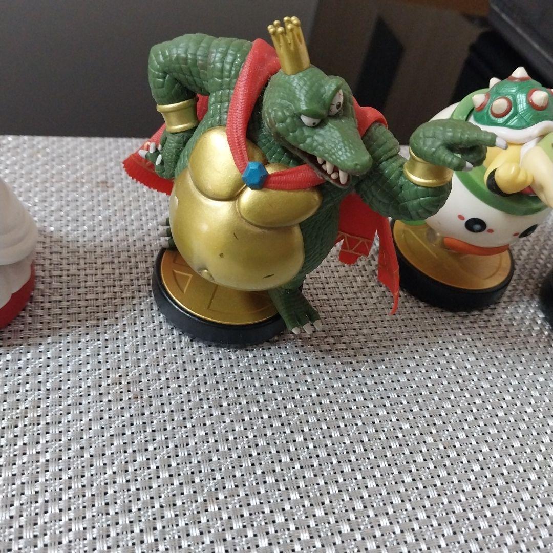 アミーボ キングクルール フィギュア