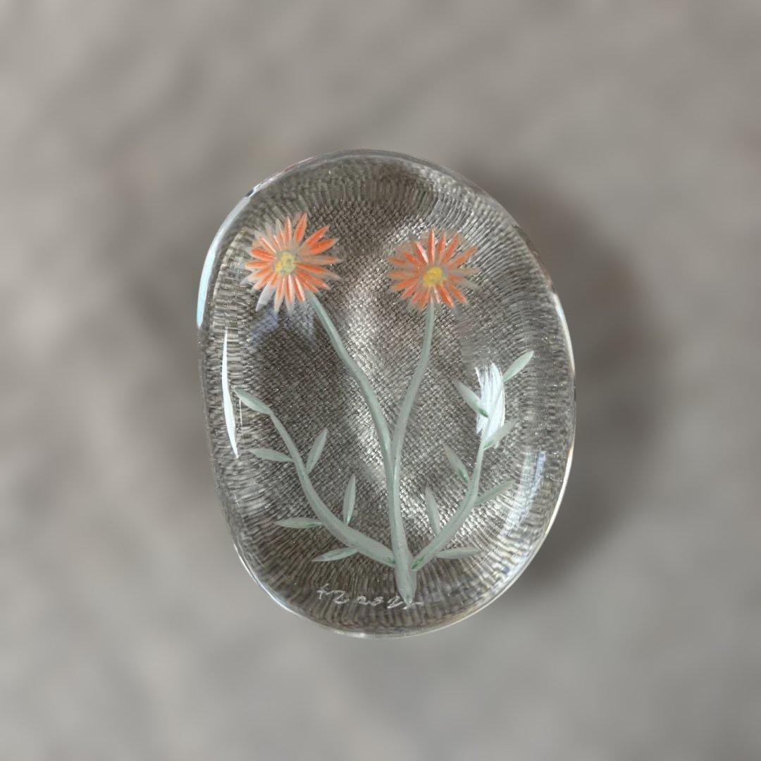 辻和美さん　gardenのペーパーウェイト