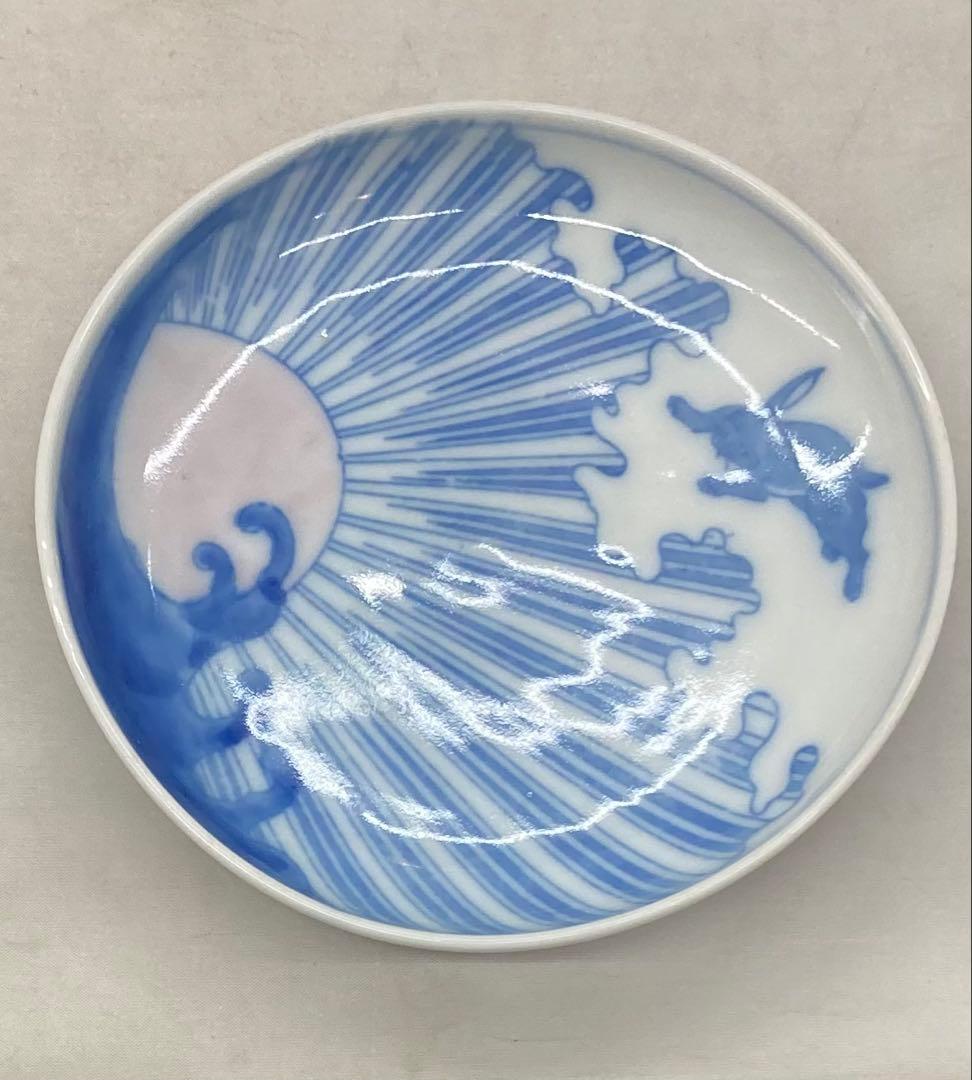 B558b 印判 兎に日の出 小皿 1枚　兎図　図変り　骨董　明治時代