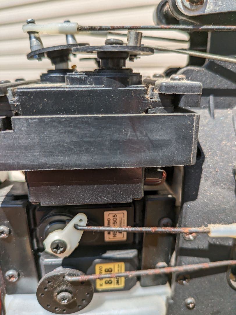 ヒロボー　シャトル　半完成品　ヘリコプター