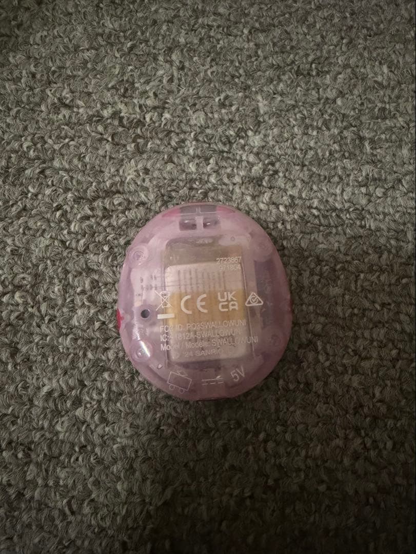 Tamagotchi Uni ピンク キティちゃんコラボ