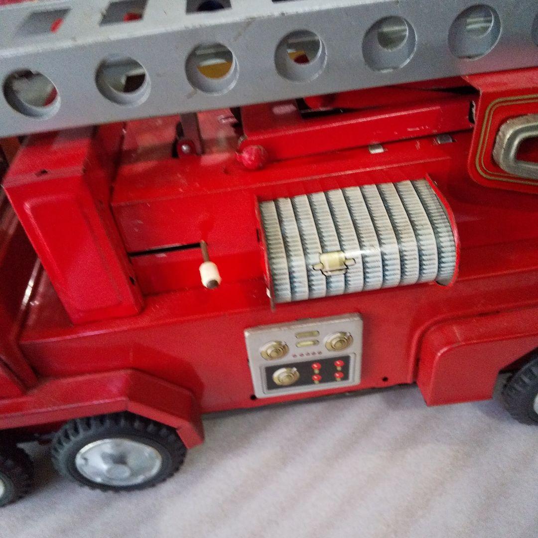 1960年製 ブリキ　ハシゴ車 　大型　米沢玩具