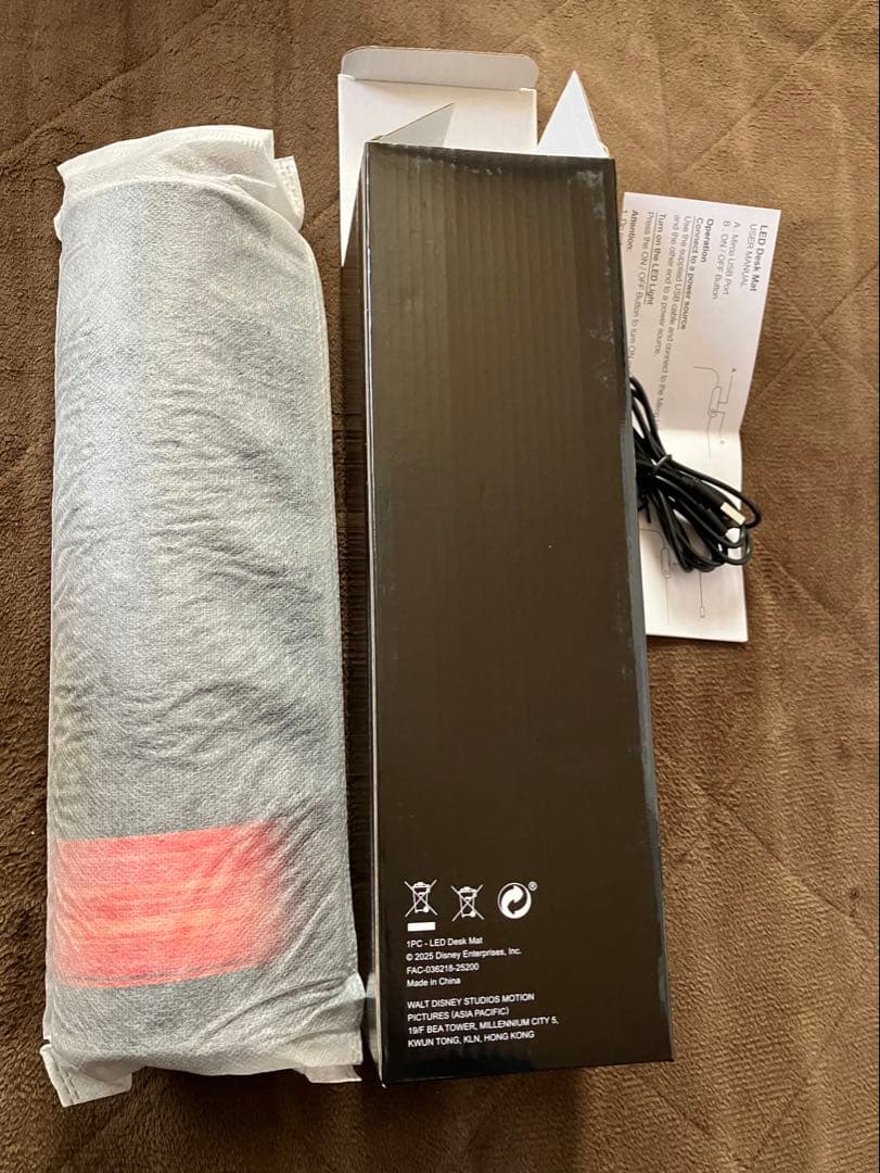 『トロン：アレス』オリジナルレッドデスクマット/Tron: Ares/ディズニー