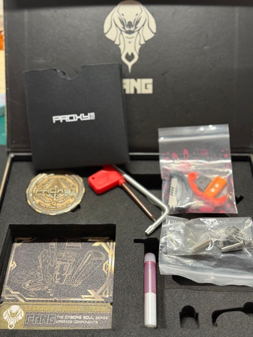 e*7様 「正規品」Proxy EDC フィジェットトイ　夜光　手作業　2in1