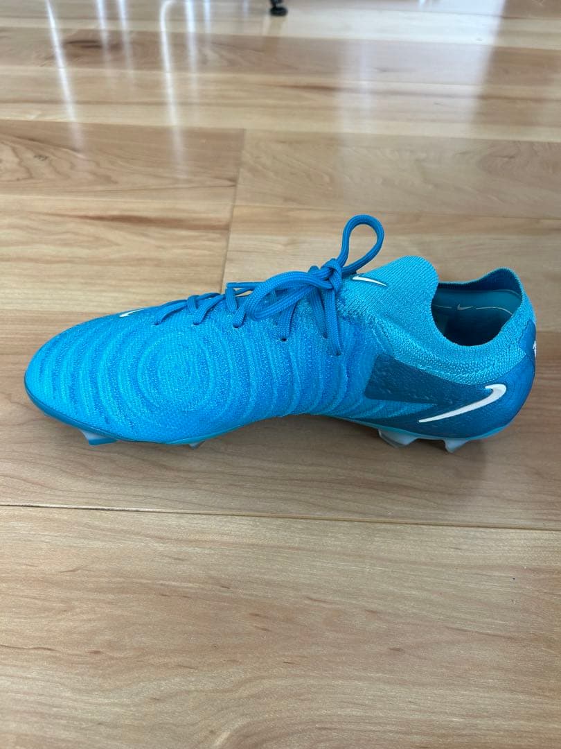 ナイキ ファントムGX2 エリート 26cm FG