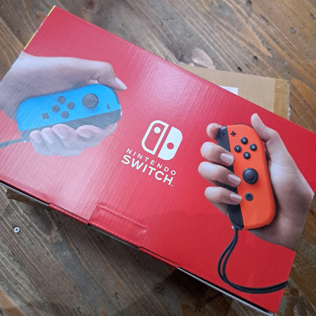Nintendo Switch ネオンブルー・ネオンレッド　新品未開封