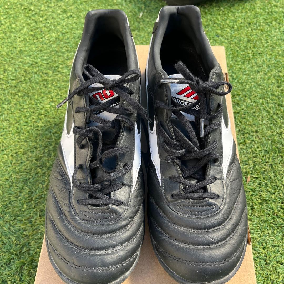 MORELIA TF フットサルシューズ 28.0