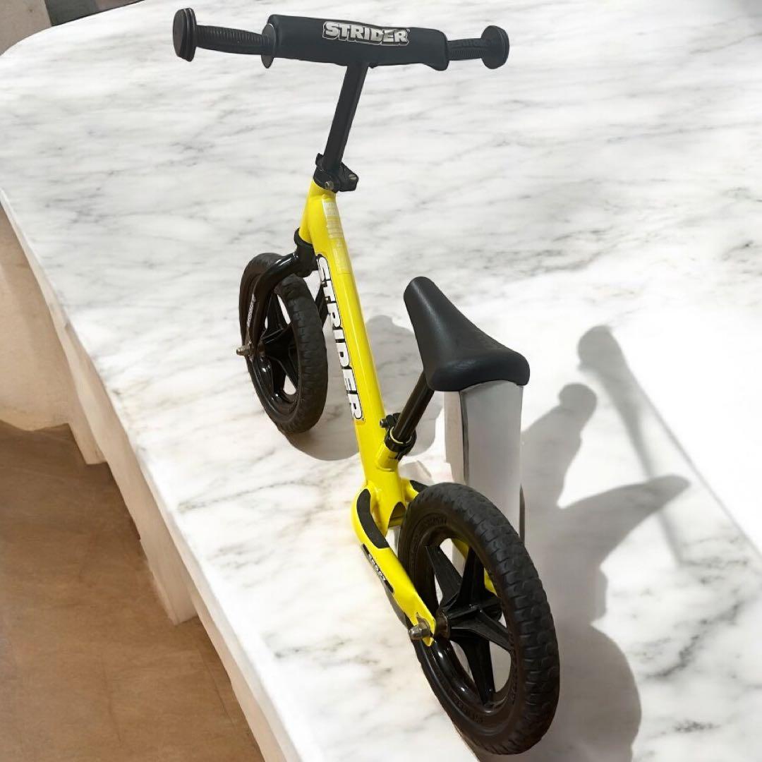 ストライダー12 スポーツ　イエロー