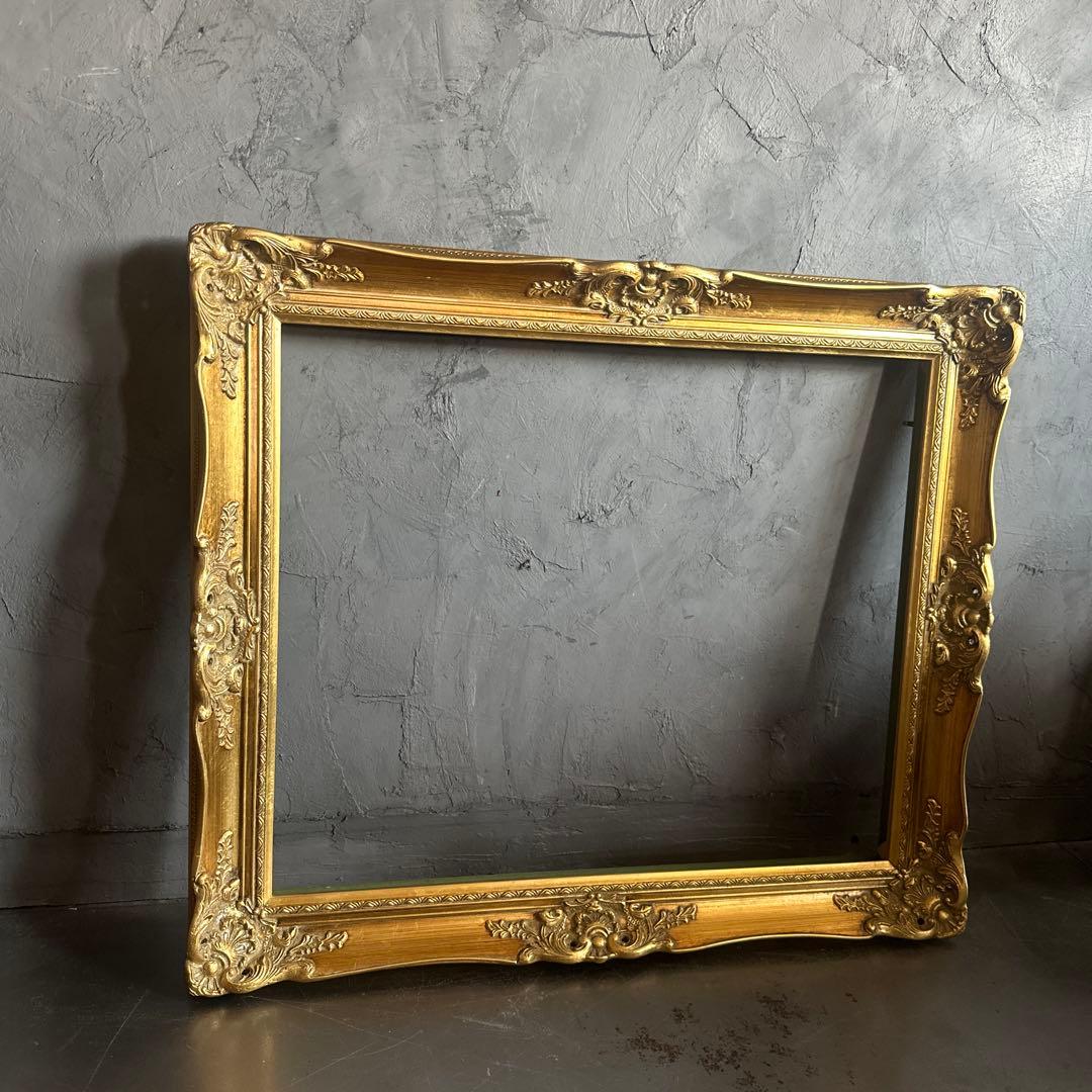 瞬間的お値下げ‼️ゴールド アンティークフレーム 大きめ‼️ディスプレイなどに❣️