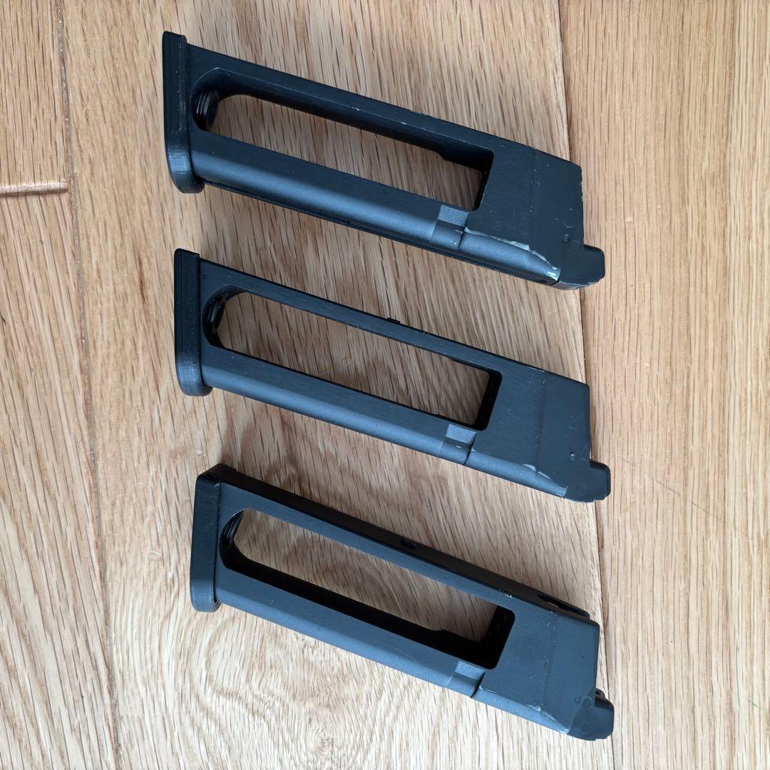 つ*ん様 STRIKERNEUN ストライカー9 予備マガジン2本付き