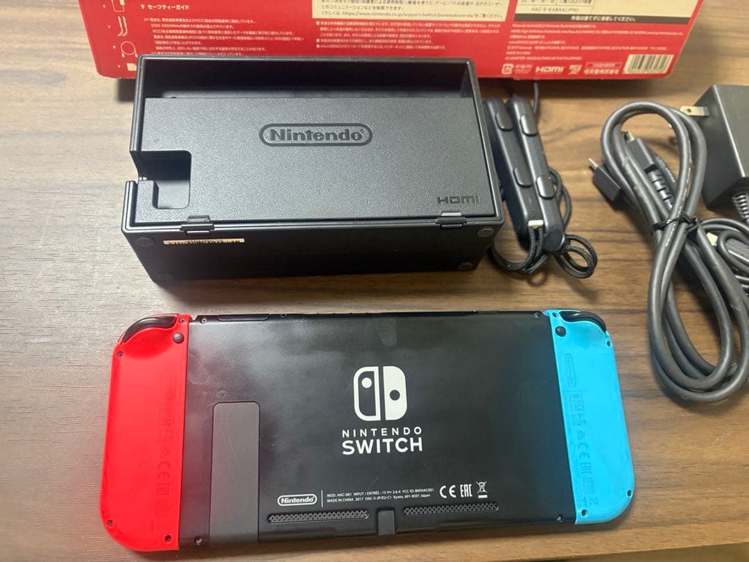 Nintendo Switch 本体 赤/青 Joy-Con 訳あり