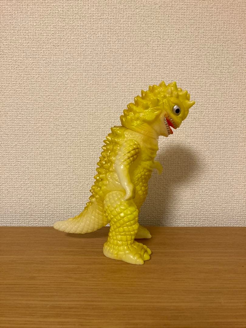 希少　ブルマァク　復刻　ベムラー　蓄光