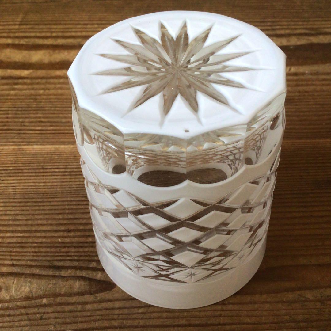 No4083 白被切子グラス　高さ9cm ガラス工芸　江戸切子　酒器　送料無料