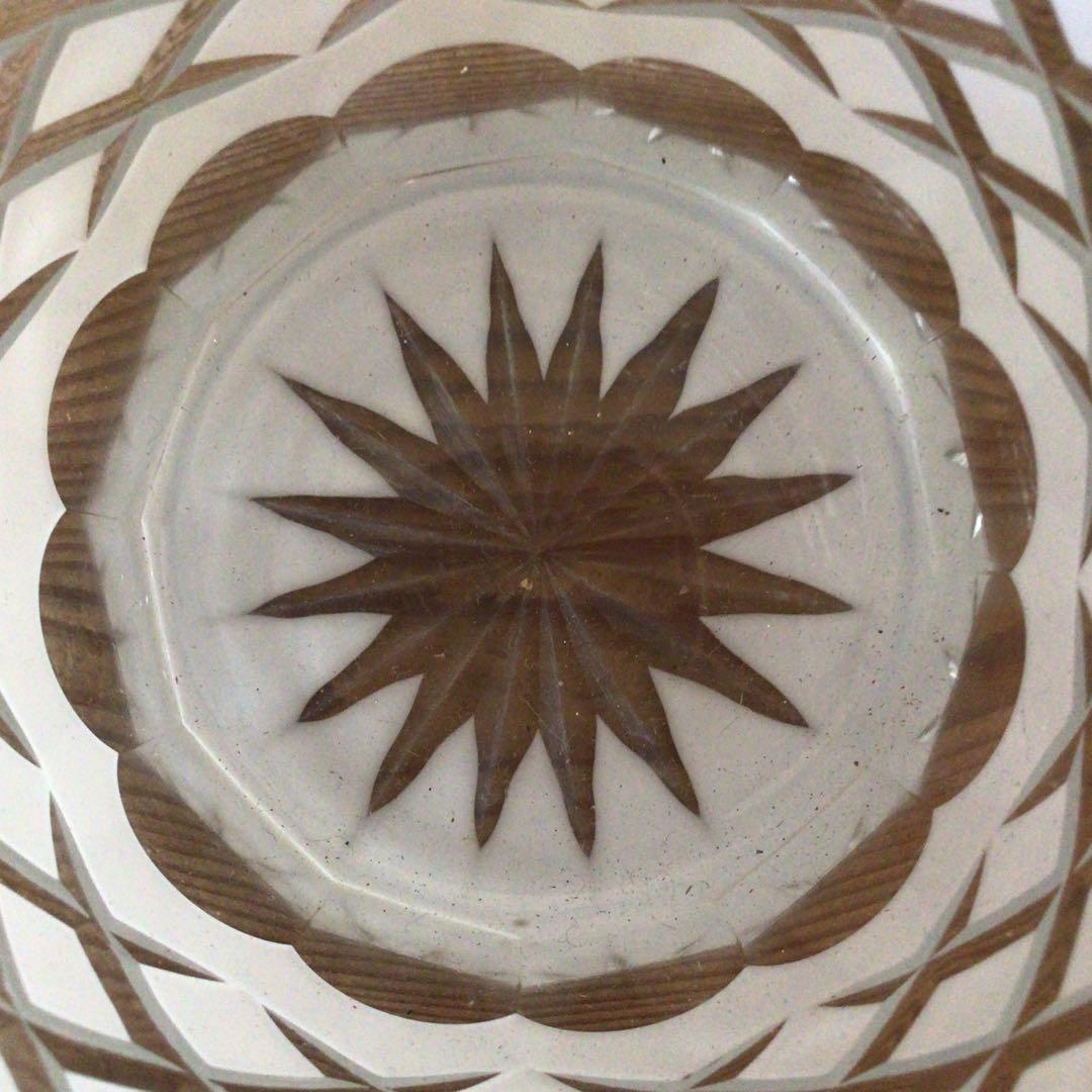 No4083 白被切子グラス　高さ9cm ガラス工芸　江戸切子　酒器　送料無料