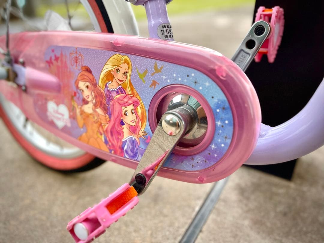 18インチ幼児用自転車 ピンク ディズニープリンセス　 ヘルメット付きセット