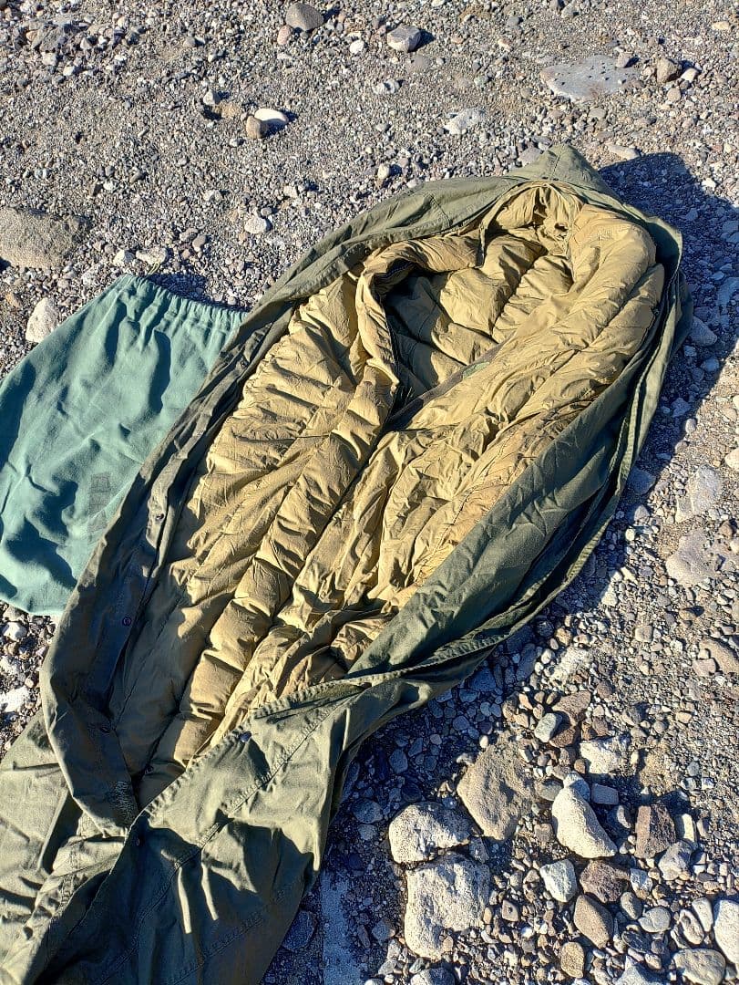 US 米軍　寝袋セット　ダウン寝袋　ランドリーバッグセット