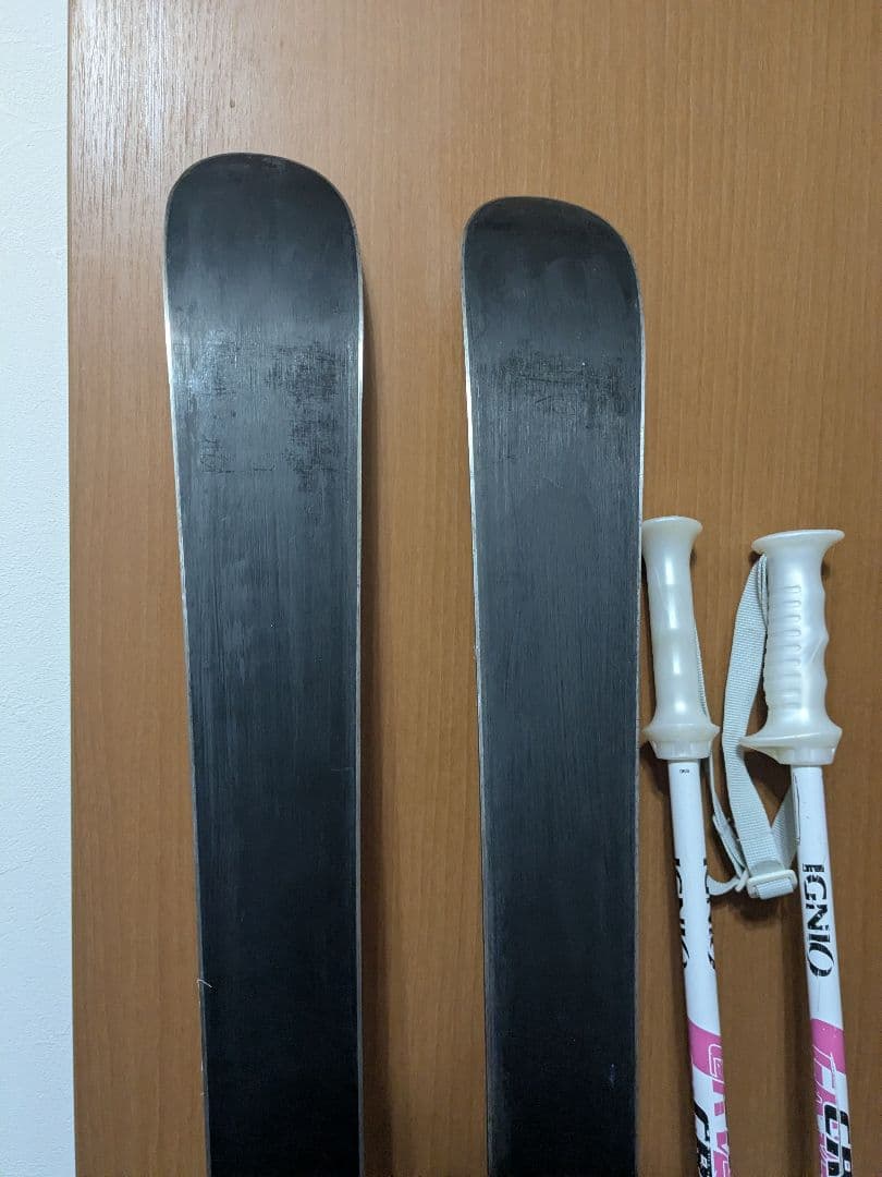 ジュニアスキーセット　板128センチ　ブーツ23センチ