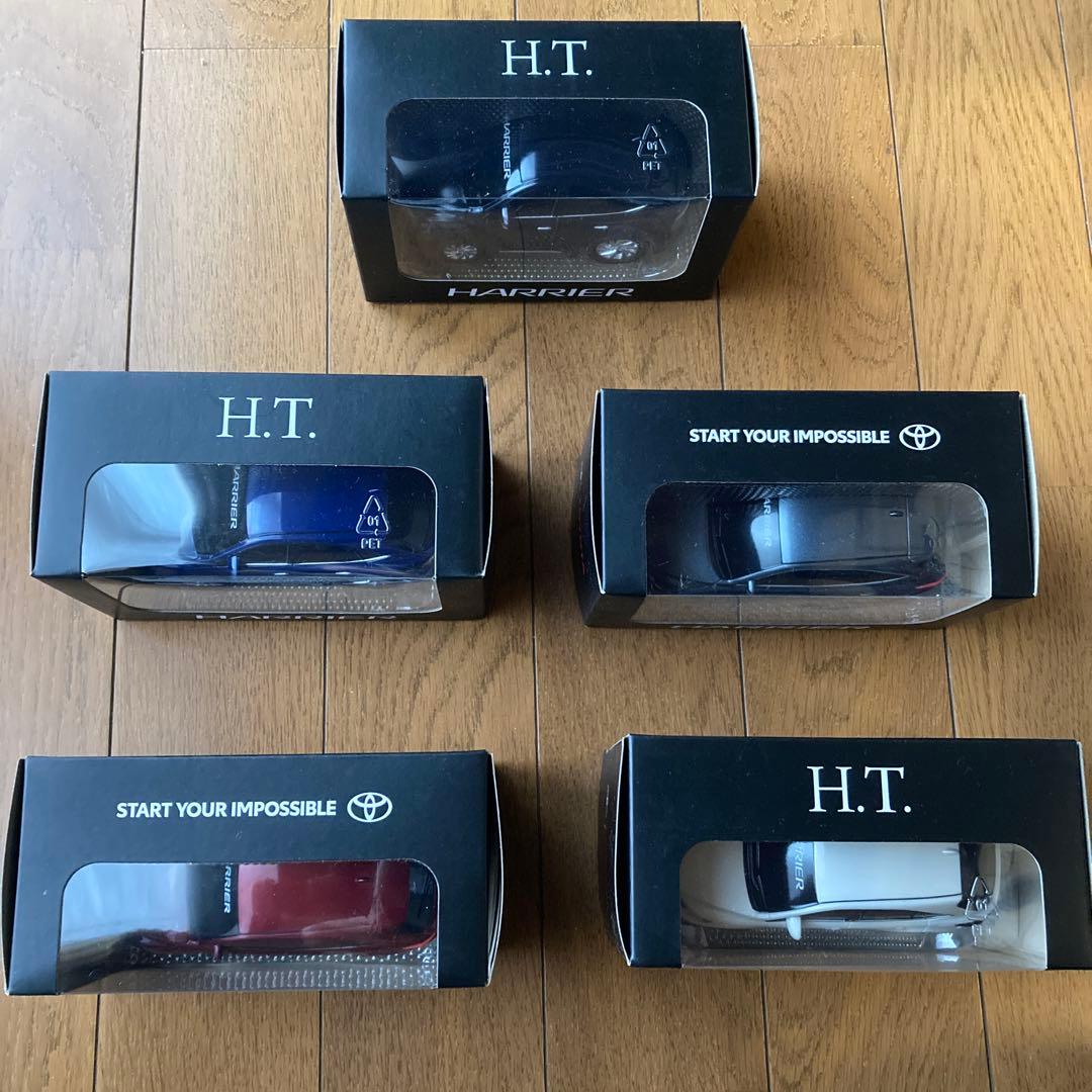 【非売品、新品、未使用】トヨタ　ハリアー　プルバックカー　HARRIER 5台