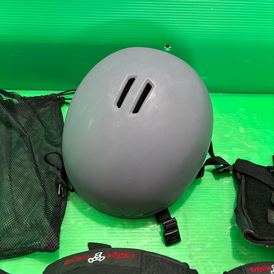 オークリー ヘルメット&プロテクターセット