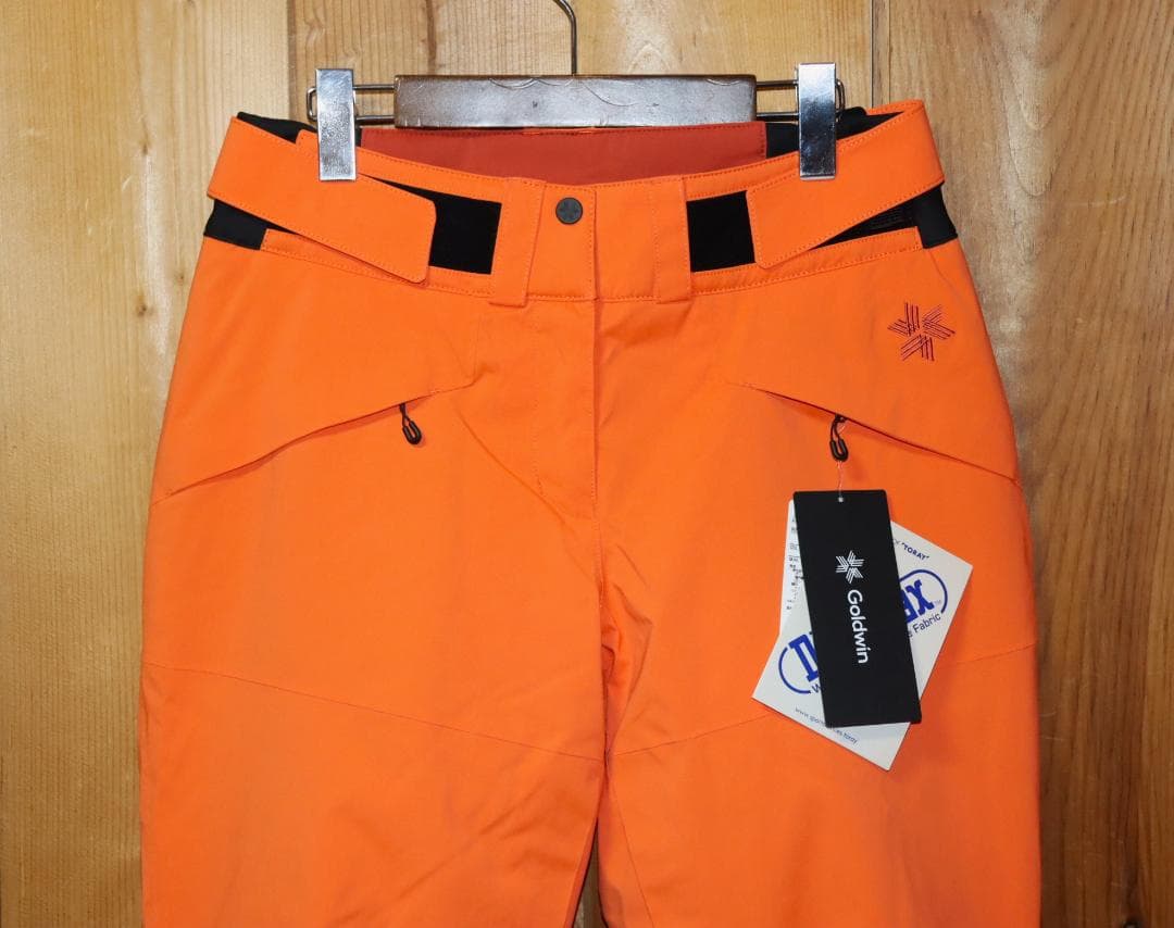 新品 ゴールドウイン Gソリッド カラー 中綿 スキーパンツ (2/Mサイズ)Ⓗ